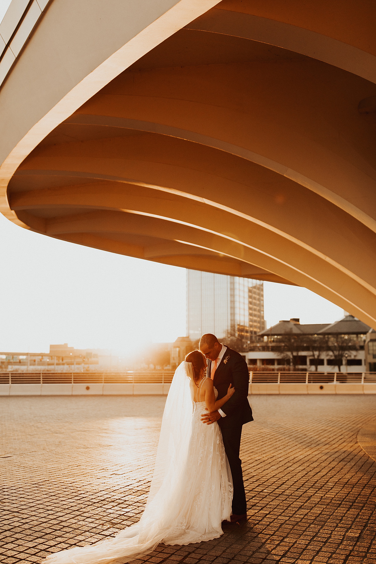 Bride and Groom photo at their gorgeous Milwaukee Art Museum wedding.